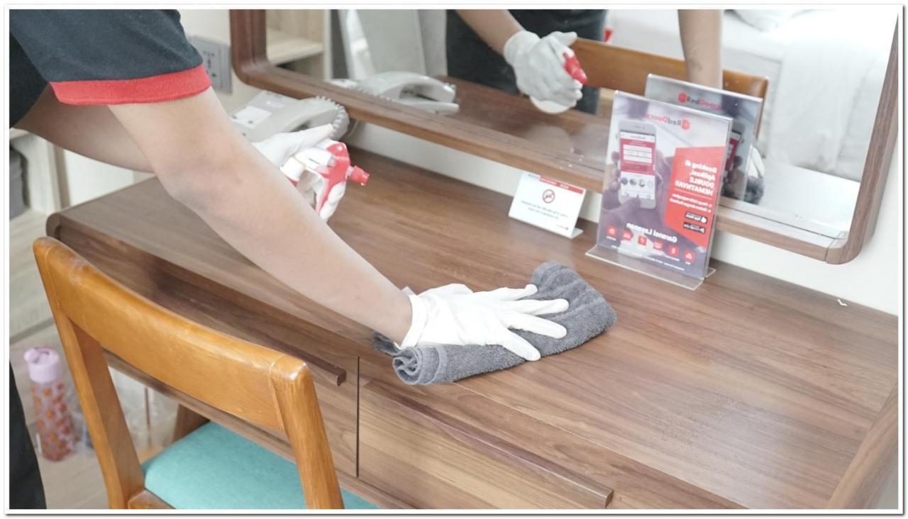 Reddoorz Plus Near Chadstone Mall Bekasi Eksteriør bilde