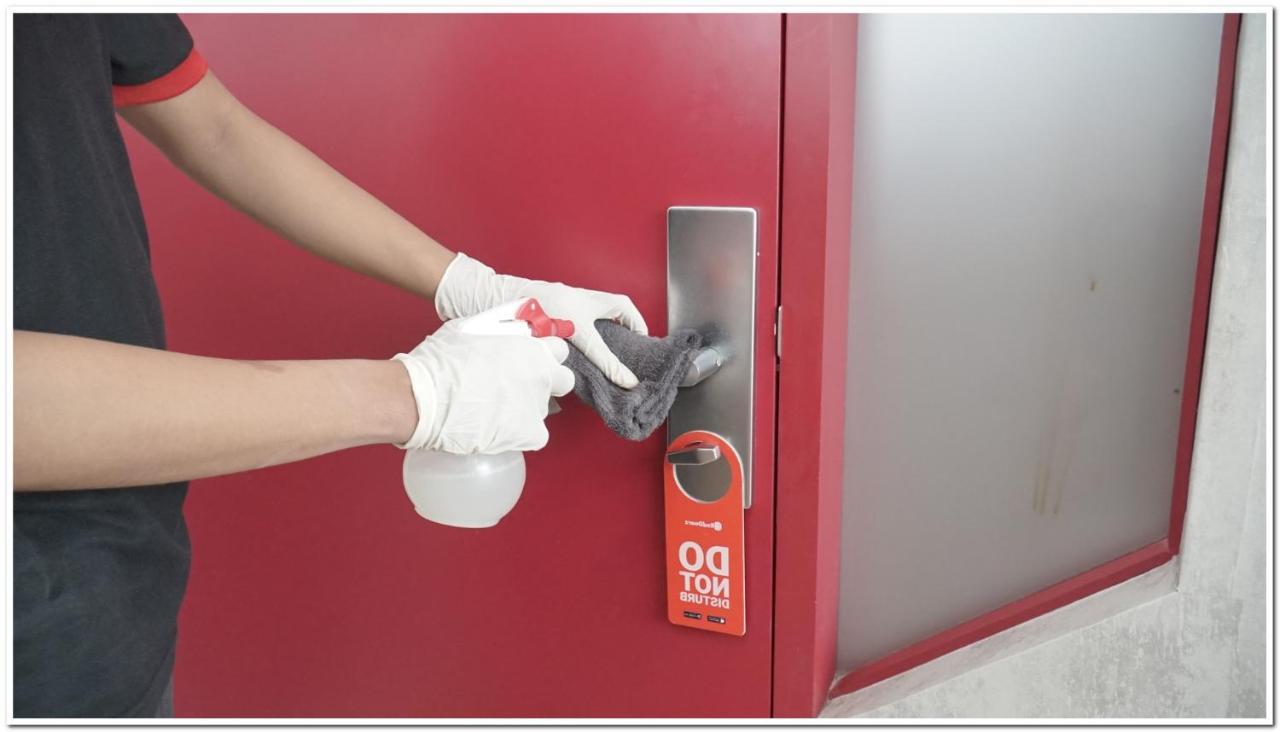 Reddoorz Plus Near Chadstone Mall Bekasi Eksteriør bilde