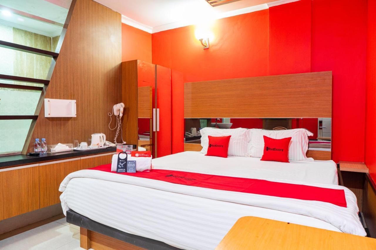 Reddoorz Plus Near Chadstone Mall Bekasi Eksteriør bilde